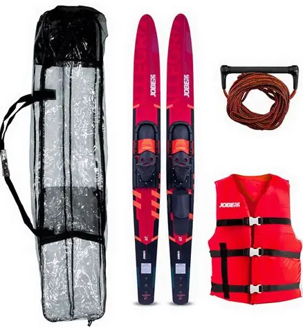 Location ski nautique bouée tractée et wakeboard — Bénodet